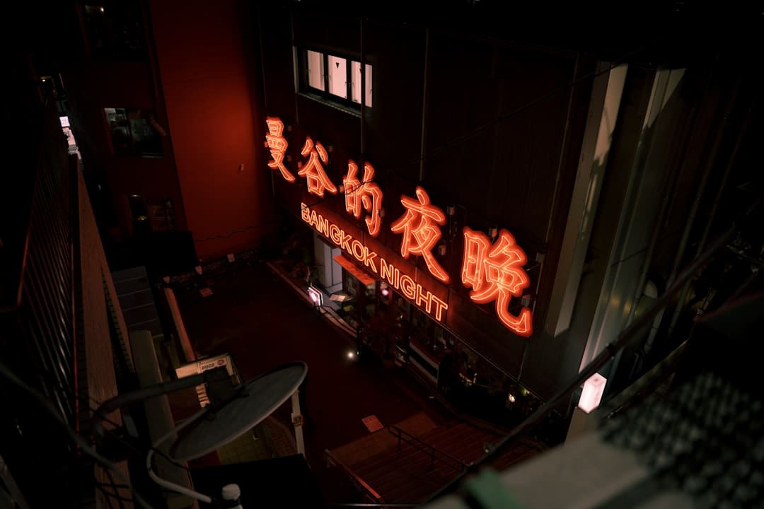 南靖土楼红妹子宣讲队：青山绿水间的“理论耕种人”